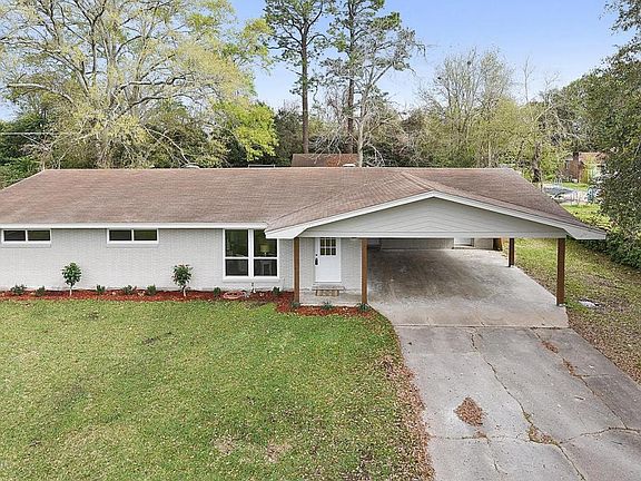 2nd image of 213 Charles Dr