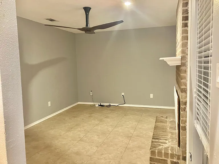 6010 Westcreek Dr #B — Photo 14