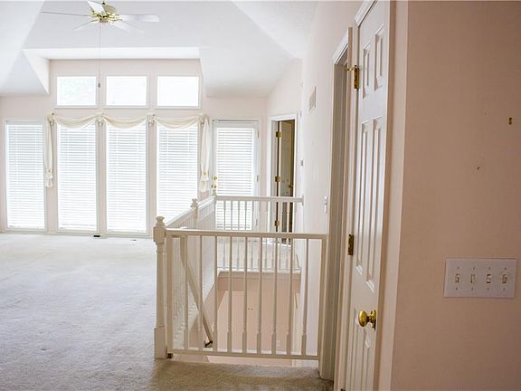 3rd image of 1740 Wynbrick Dr