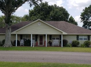 203 Four Point Dr, Raceland, LA 70394