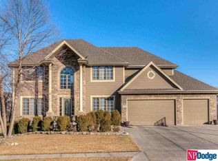 8007 S 103rd St, La Vista, NE 68128