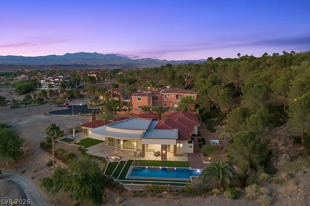 1 Costa Del Sol Ct