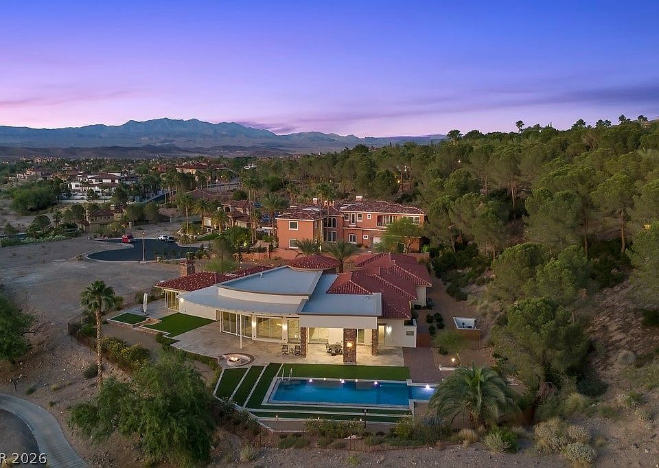 1st image of 1 Costa Del Sol Ct