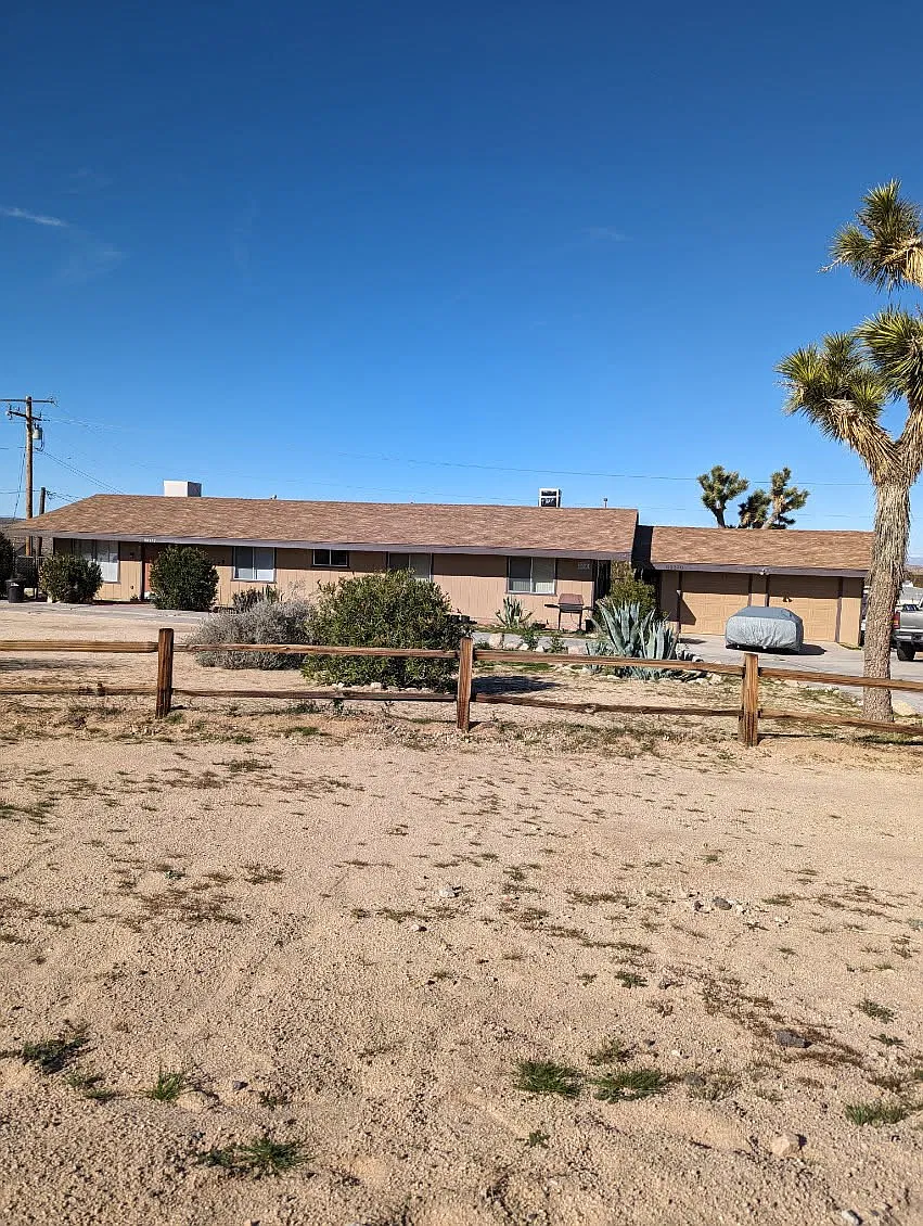 2 bed, 1000 sqft, $1,600 — Photo 2
