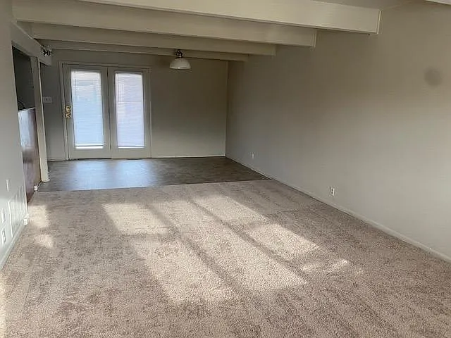 3 bed, 1.5 bath, 1648 sqft, $1,350 — Photo 2