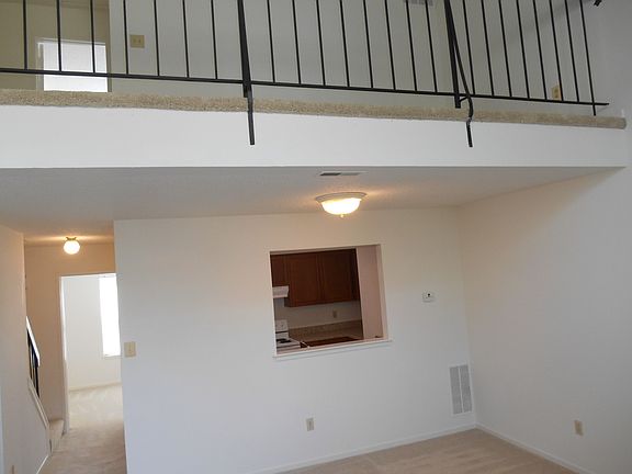 4th image of 10306 Annaberg Ct #228