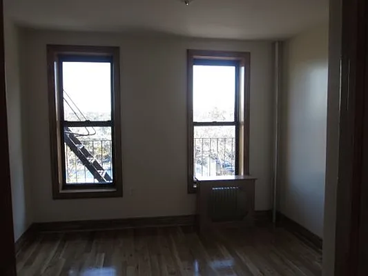 Rented by DAF Properties | media 20