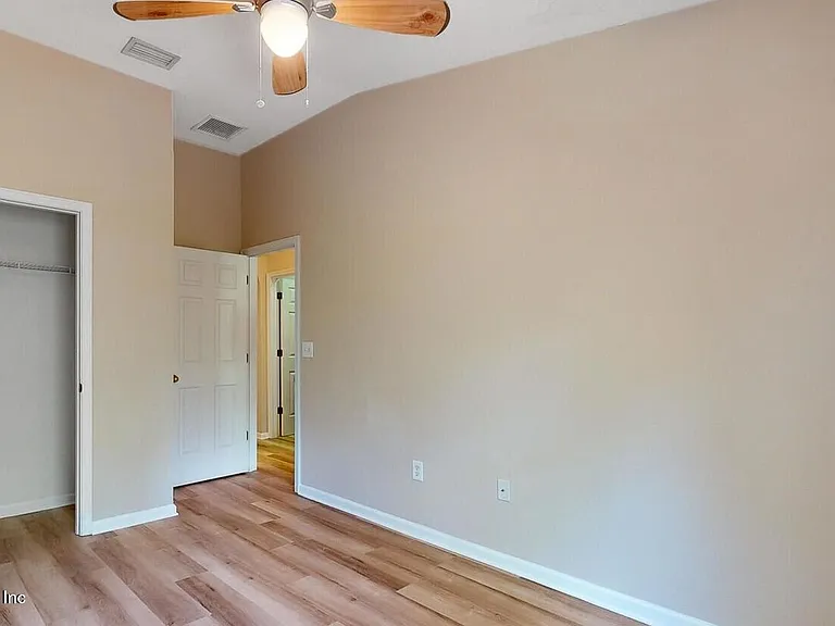 5881 Moonstone Ct — Photo 11