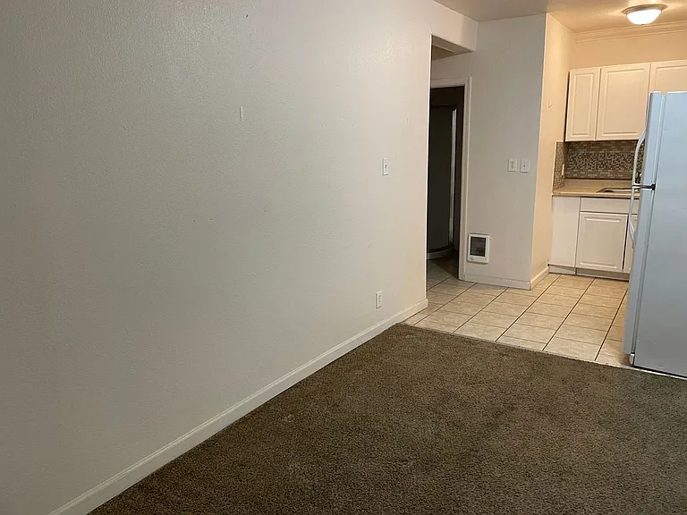 456 C St SW — Photo 11
