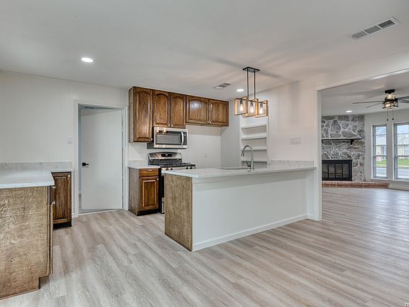 4th image of 4930 Casa Espana