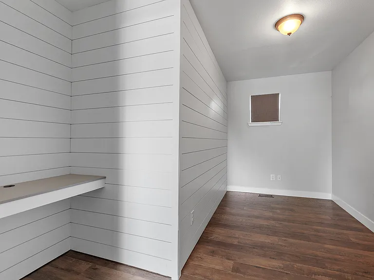 Den off upstairs Bedroom