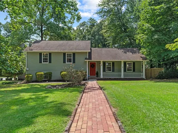 2673 Altony Dr SW, Marietta, GA 30064