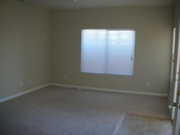 4th image of 8001 Walpole Ave #A