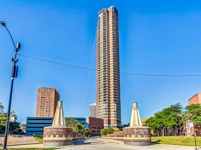 3660 N Lake Shore Dr APT 2612, Chicago, IL, 60613