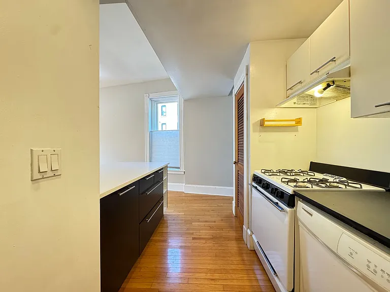 10 Mechanic St — Photo 27
