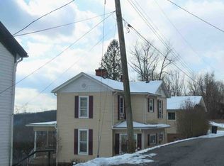 55 Adolphus St, Grafton, WV