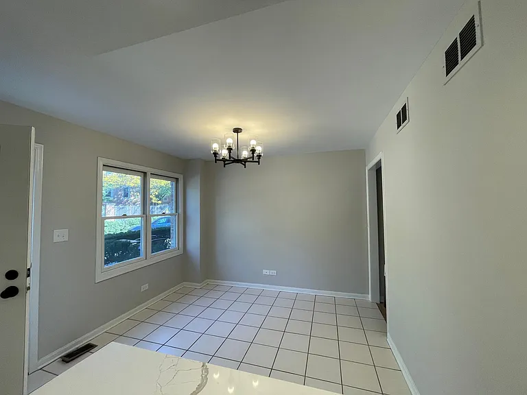 1703 Winnetka Rd — Photo 3