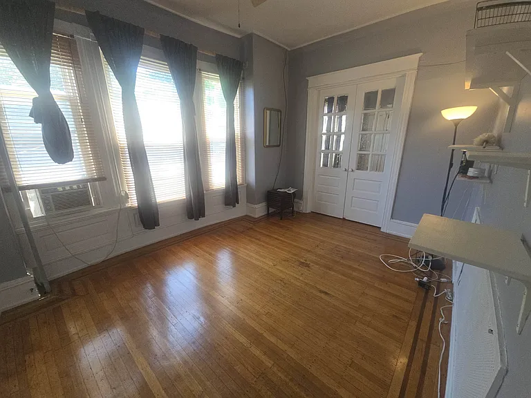 233 S 44th St #1 — Photo 1