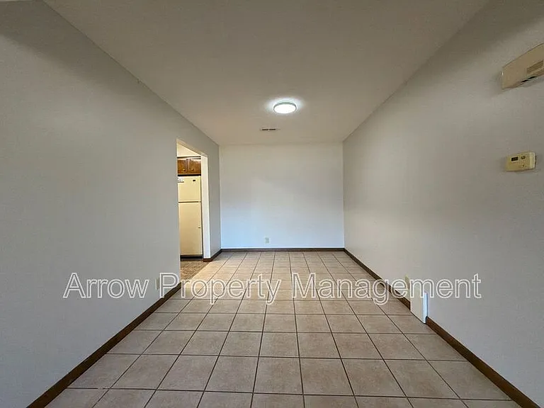 3831 S 46th St #1 — Photo 4