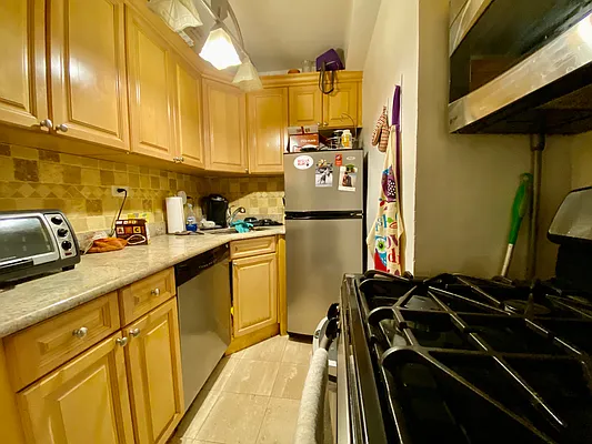 Rented by Highline Residential | media 4