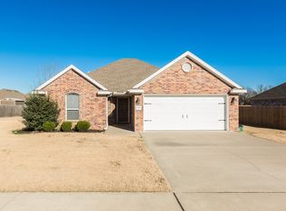 5944 W Persimmon St, Fayetteville, AR 72704