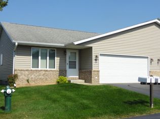 1025 Whispering Winds Pl, Onalaska, WI 54650