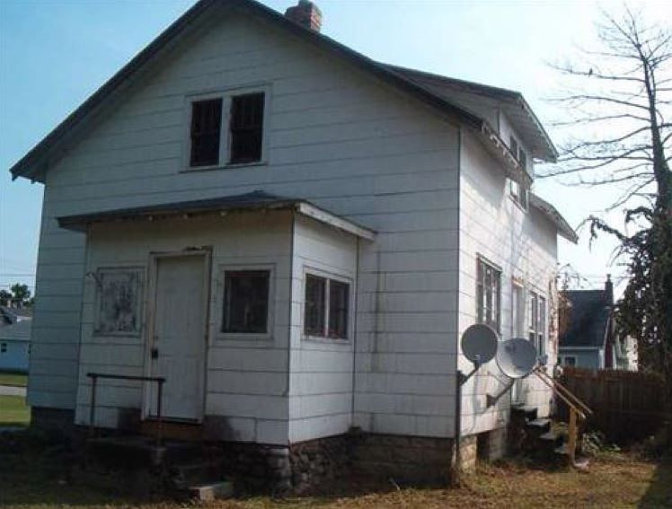 2nd image of 311 N 8th Ave