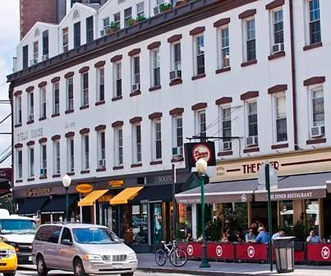 Rented by FirstService Realty (legacy) | media 5