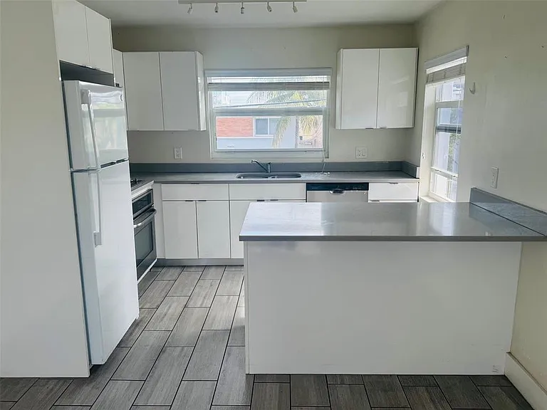 7910 Abbott Ave #2 — Photo 3