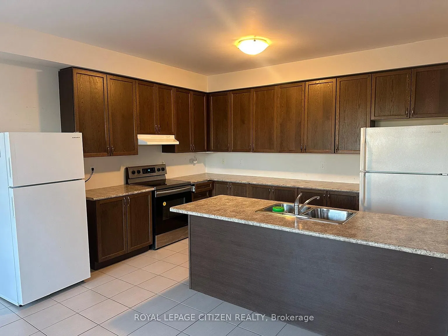 4 bed, $3,400 — Photo 4