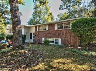 2 Kiwanis St, East Stroudsburg, PA 18301