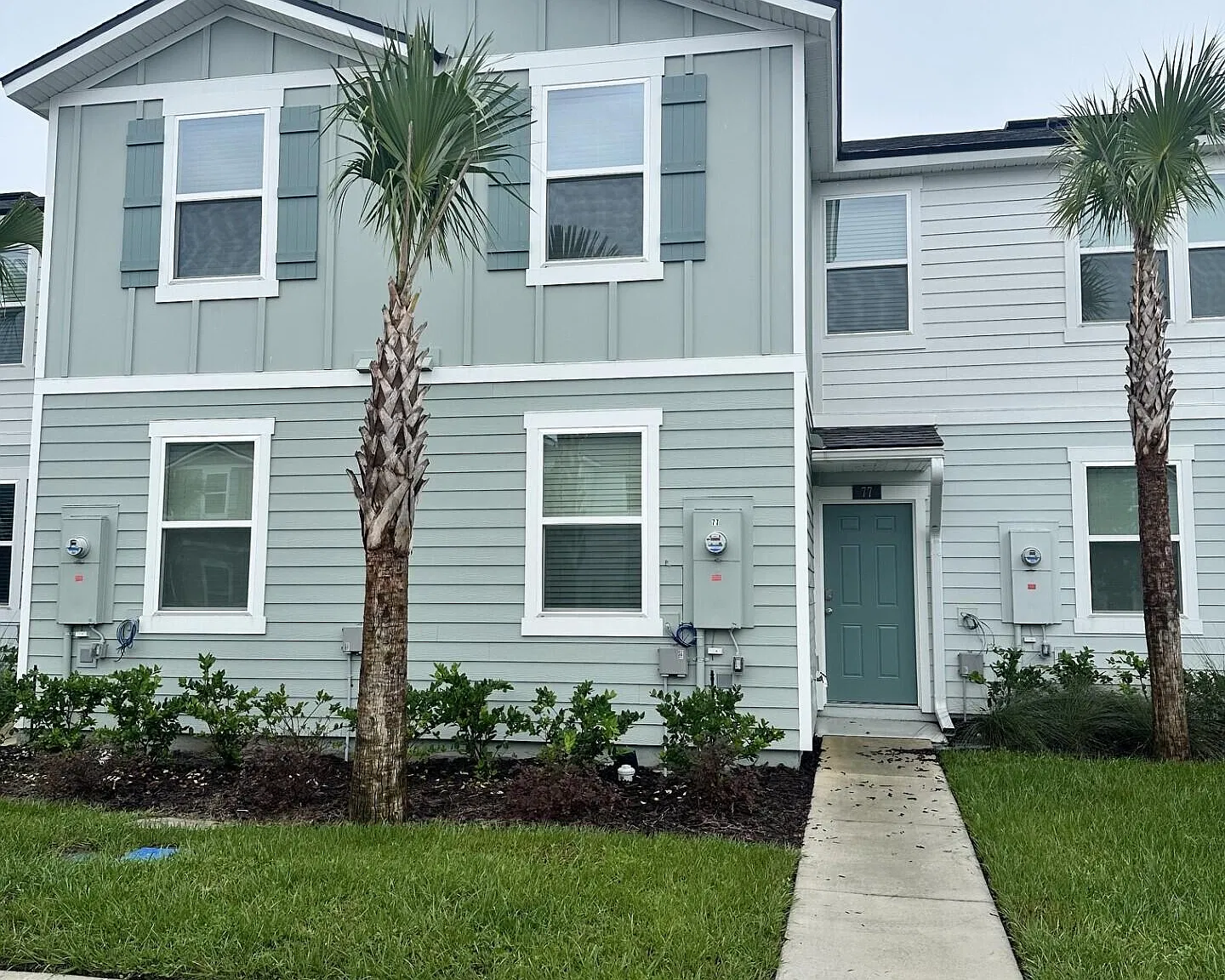 3 bed, 2.5 bath, 1308 sqft, $1,850 — Photo 1