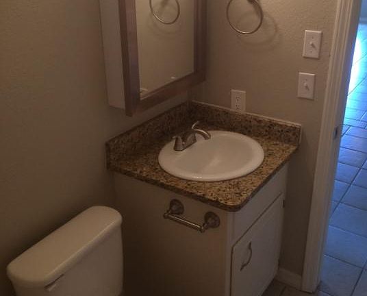 5th image of 821 Hardy Springs Cir APT A