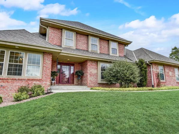 N72W23236 Braddock PLACE, Sussex, WI 53089