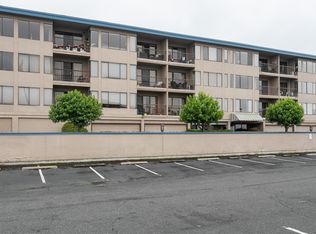 601 S 227th St APT 201N, Des Moines, WA 98198