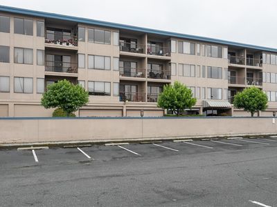 601 S 227th St APT 201N, Des Moines, WA, 98198