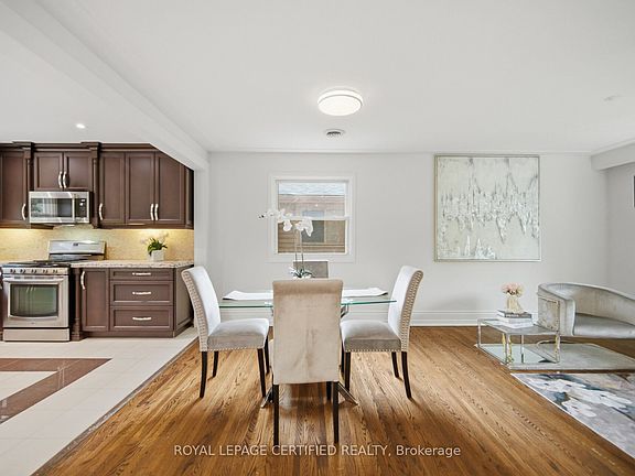 3rd image of 3490 Rexway Dr