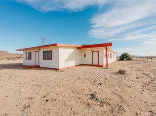 23067 Sonoma St, Hinkley, CA 92347