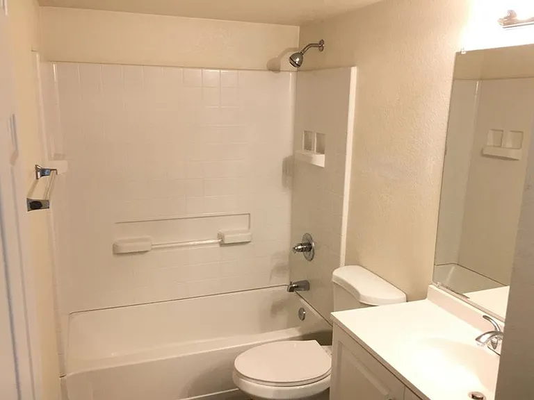 510 W University Dr #217 — Photo 6