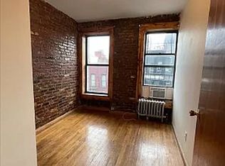 202 E 7th St #D33, New York, NY 10009