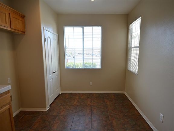 4th image of 1120 Merrimac Ln