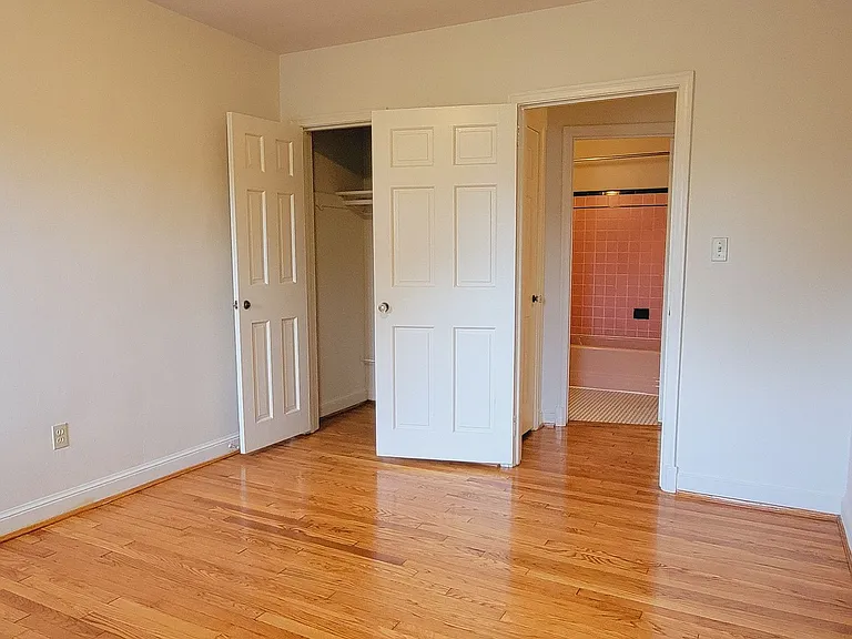 Ramsey Apartments — Photo 13