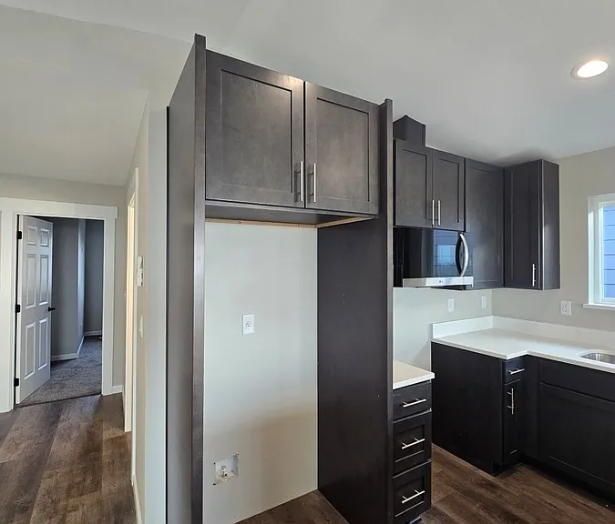140 Reeder St — Photo 4