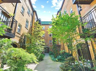 7631 N Greenview Ave APT H1, Chicago, IL 60626