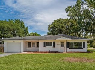 2633 Eastland Rd, Mount Dora, FL 32757