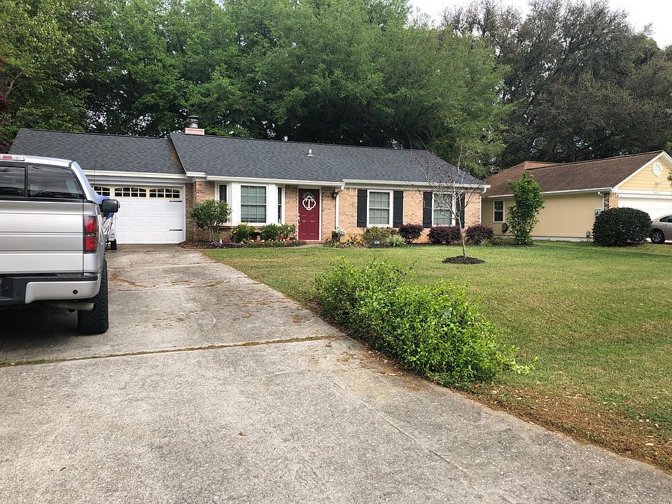 1st image of 6746 Walden Cir