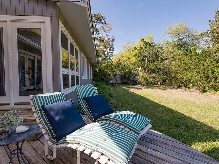 532 Wesley Oak Cir — Photo 64
