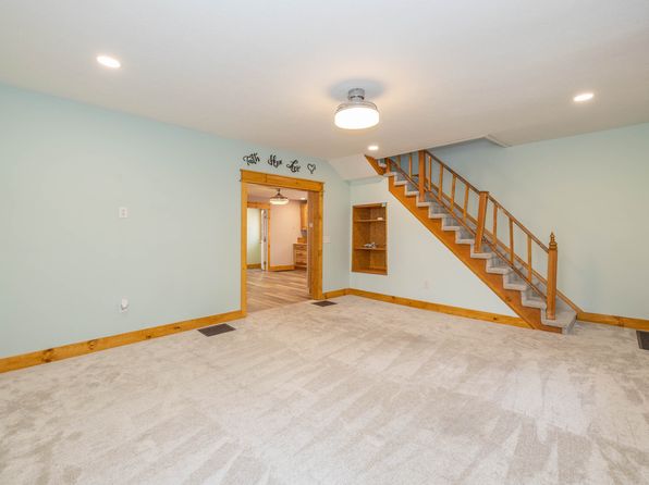 241 S Walnut St, Jamestown, IN 46147