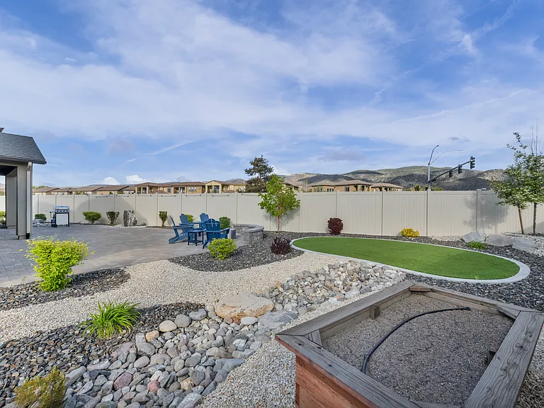 518 Riverbed Cir — Photo 47