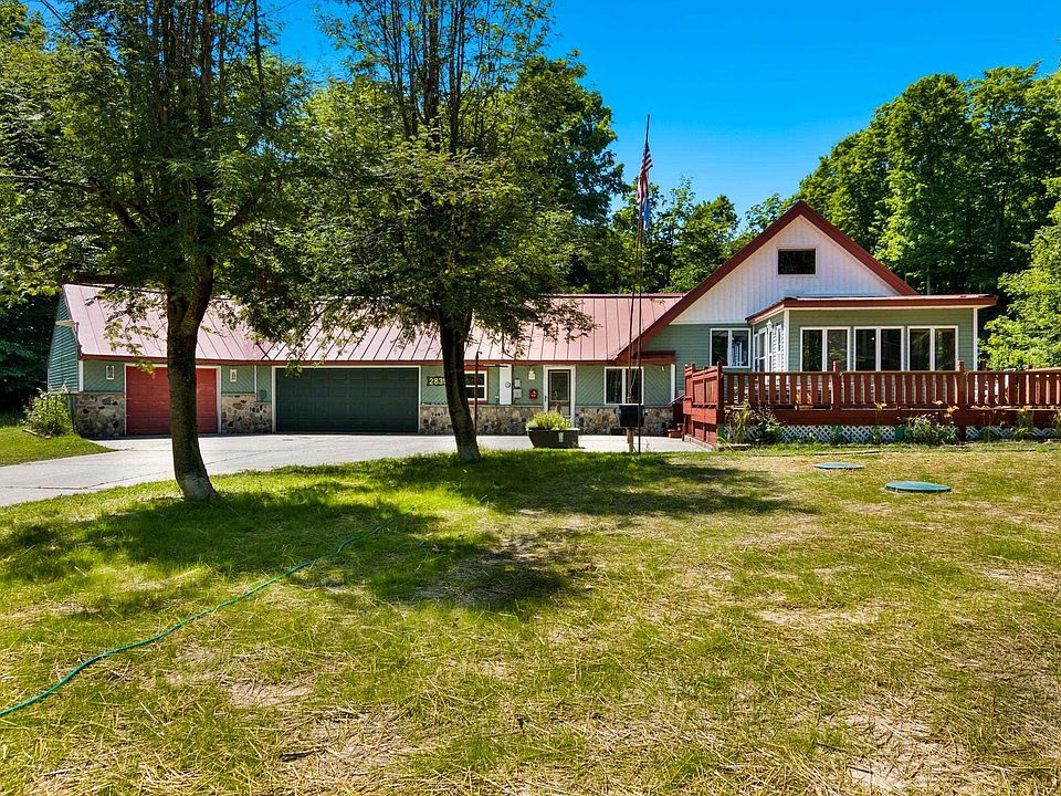 1st image of 2835 Krol Dr NE